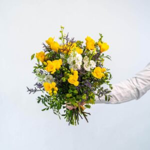 Kytice č. 5 - Kytice frézií s letními květinami