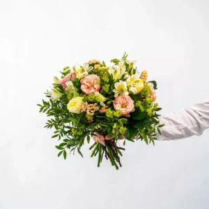 Kytice č. 8 - Romantické zahradní růže